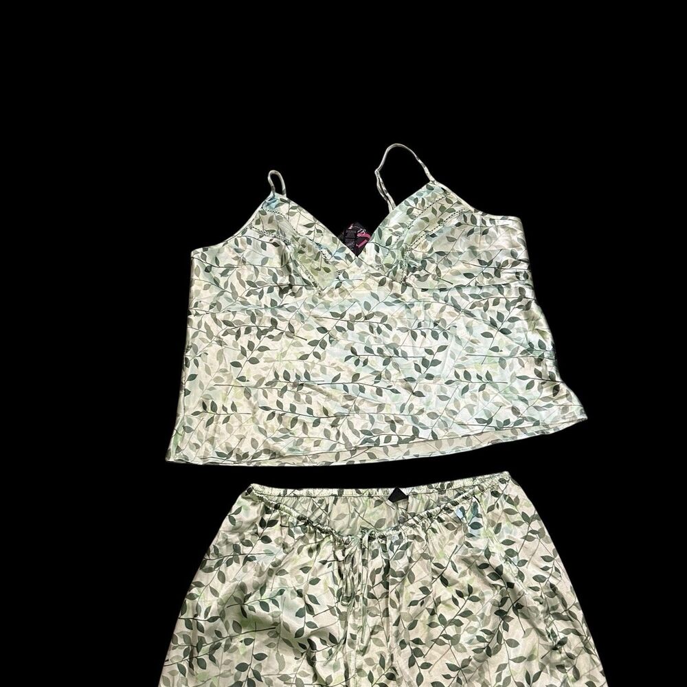Secret Treasures 2 Pack Satin Pajama Sets Leaf Print Green Tan 3X Tops 2X Pants - Picture 2 of 9
